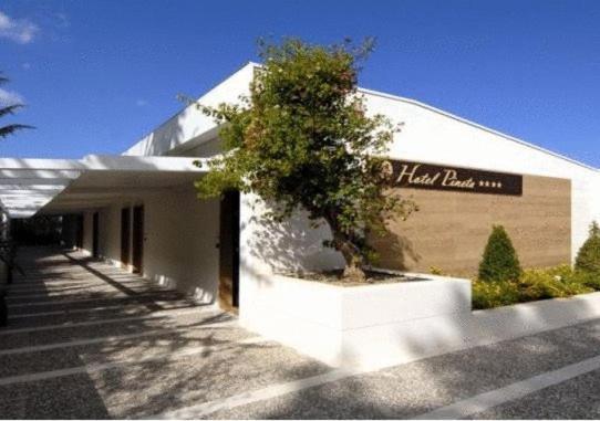 Hotel Pineta Wellness & Spa ルーヴォ・ディ・プーリア エクステリア 写真
